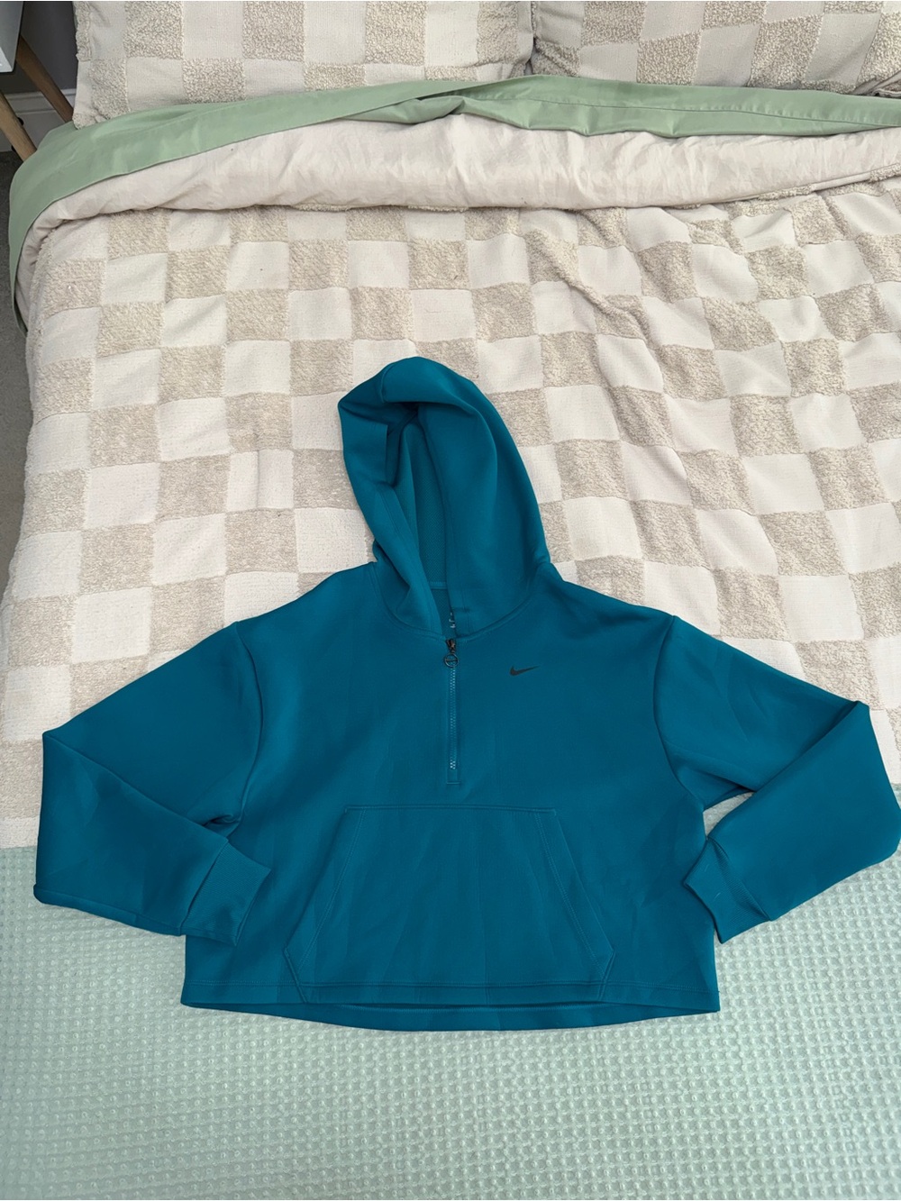 Nike Dri-FIT Performance Hoodie size Small